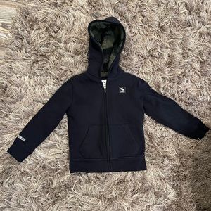 Abercrombie Kids Black Fleece Hoodie with Army Fatigue Boys size 5/6
